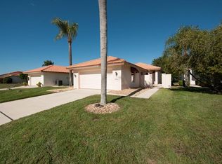 4111 Murfield Dr E, Bradenton, FL 34203