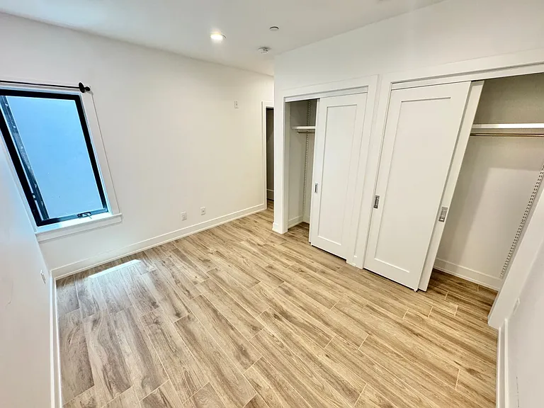 2217 40th Pl NW #1 — Photo 10