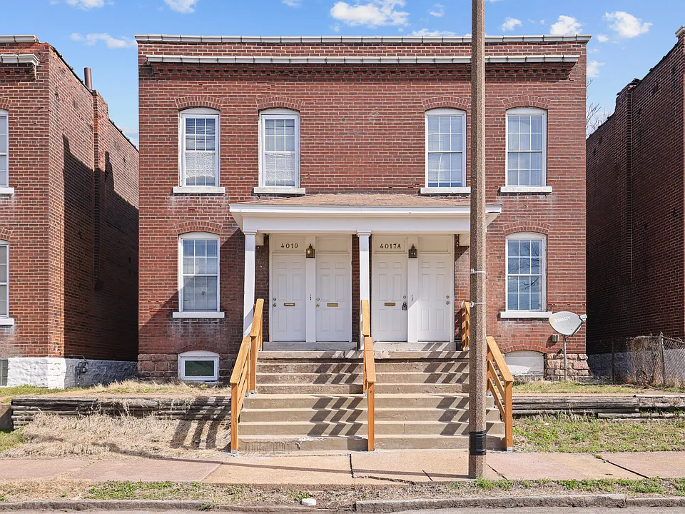 4017-4019 Aldine Ave #4017-2F