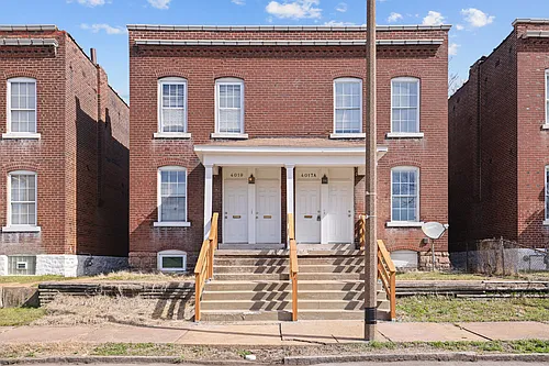 4017-4019 Aldine Ave Photo 1