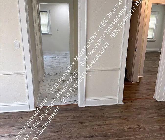 4910 Michigan Ave — Photo 5