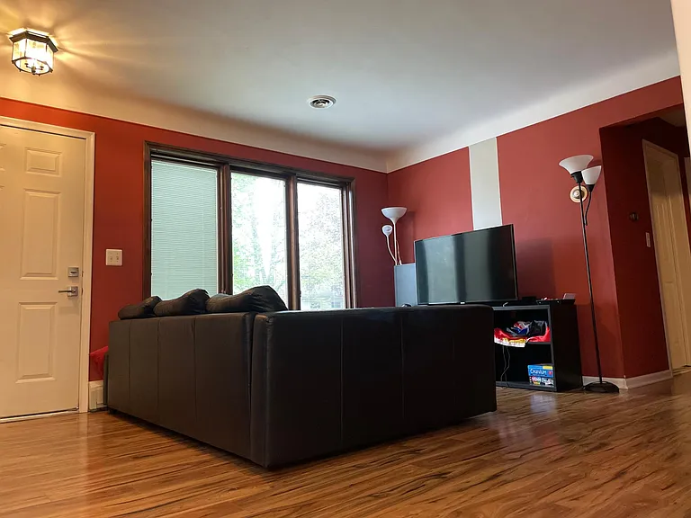3006 Maplewood Ave — Photo 10