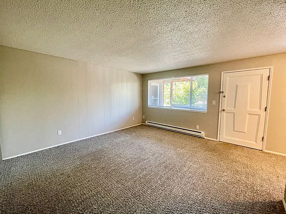 5th image of 616 N 3rd St APT 11