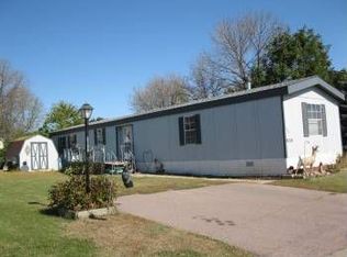 5700 W Wren Pl, Sioux Falls, SD 57107