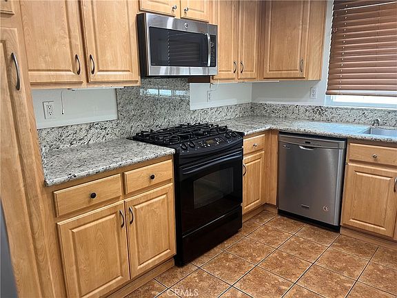 3rd image of 21110 Lycoming St