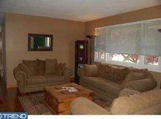 351 Green Ln, Ewing, NJ 08638