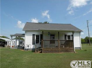 284 Clubbs Rd, Portland, TN 37148