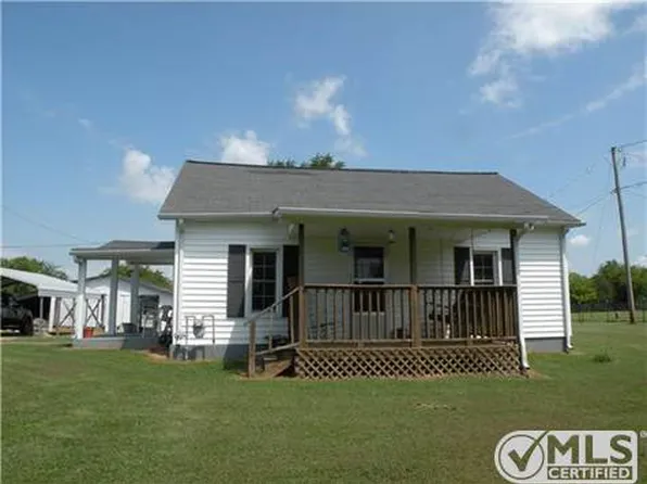 284 Clubbs Rd, Portland, TN 37148
