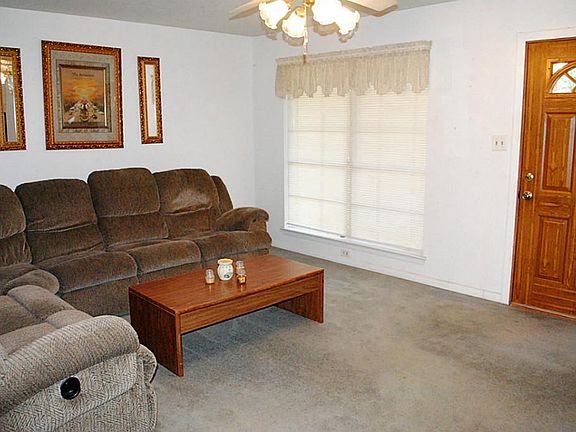 Another view of the family room.