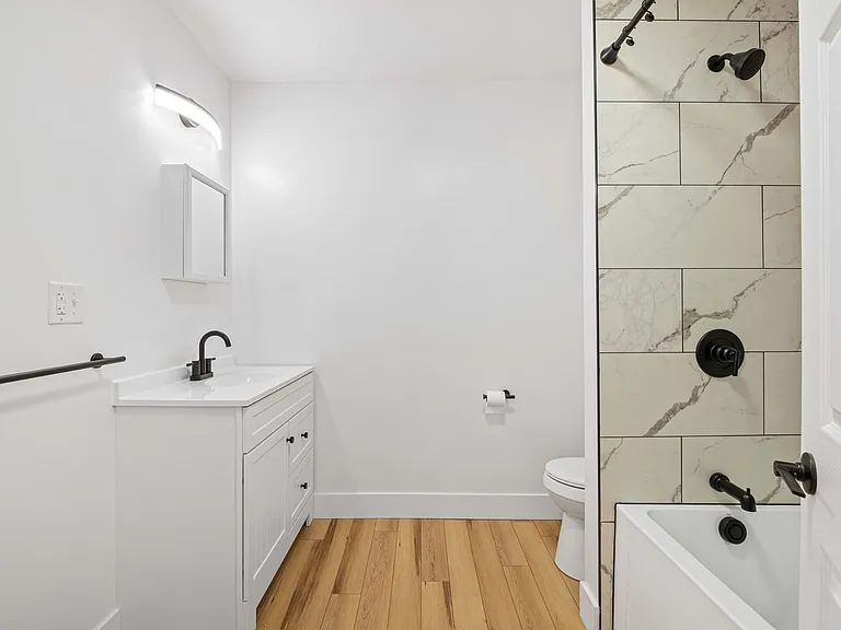 796 Hazelwood Avenue — Photo 7