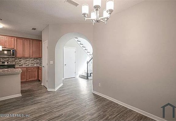3rd image of 5218 Brighton Park Ln