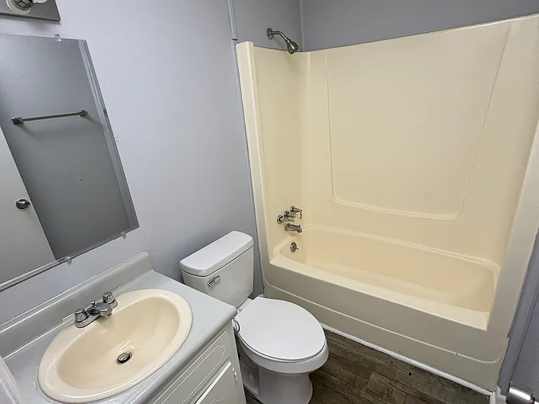 415 Cleveland Ave SW #425 — Photo 3
