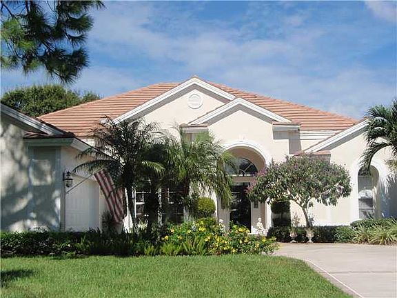 2nd image of 2301 SW White Marsh Way