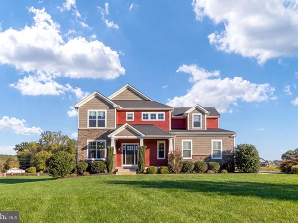 5 River Bend Dr, Fredericksburg, VA 22405