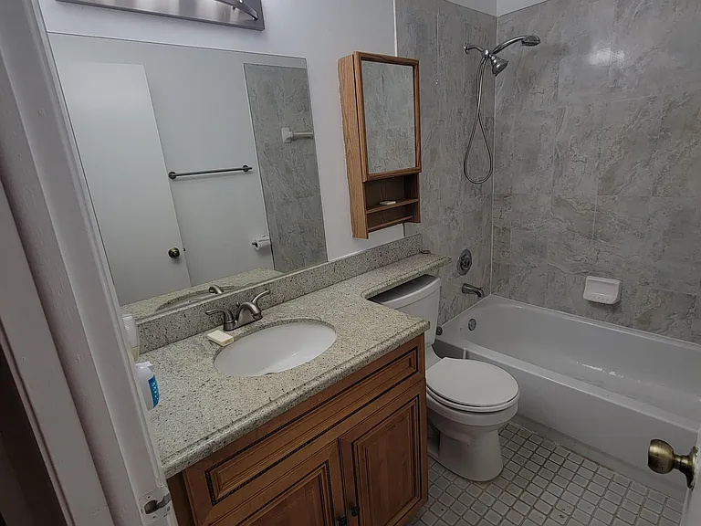 5881 Chester Ln — Photo 31