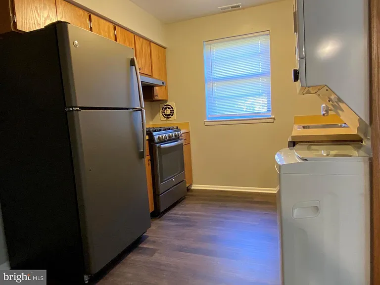 1155 York Rd — Photo 7