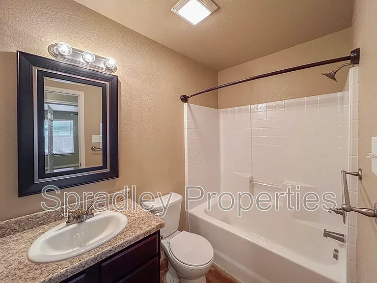 1560 Chance Ct — Photo 8