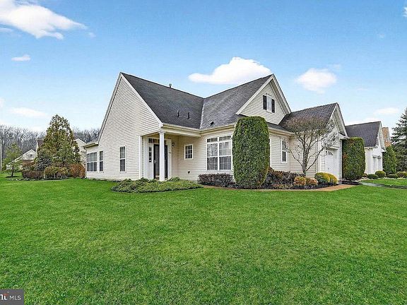 3rd image of 164 Tunicflower Ln