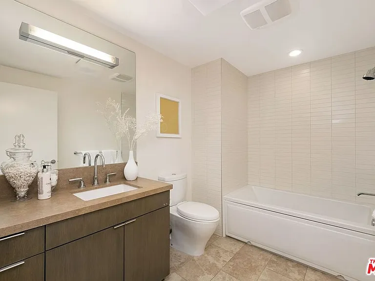 1705 Ocean Ave #107 — Photo 7