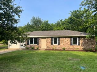 318 Progress St, West Point, MS 39773