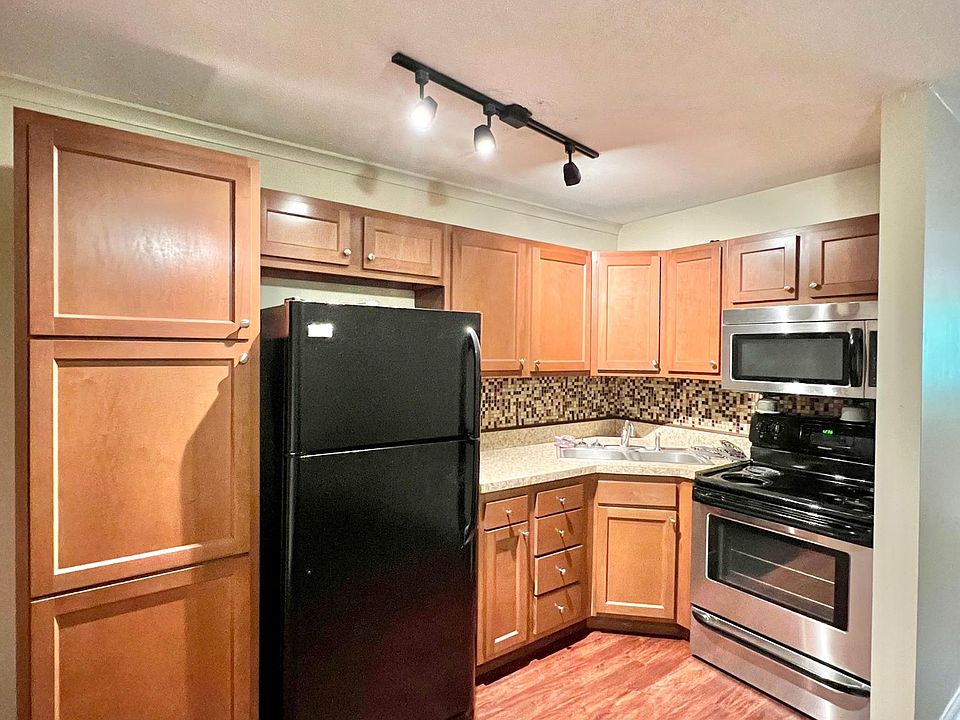 1st image of 630 Central Ave APT 209