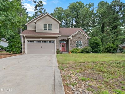 14 Lakeview Drive, Whispering Pines, NC, 28327