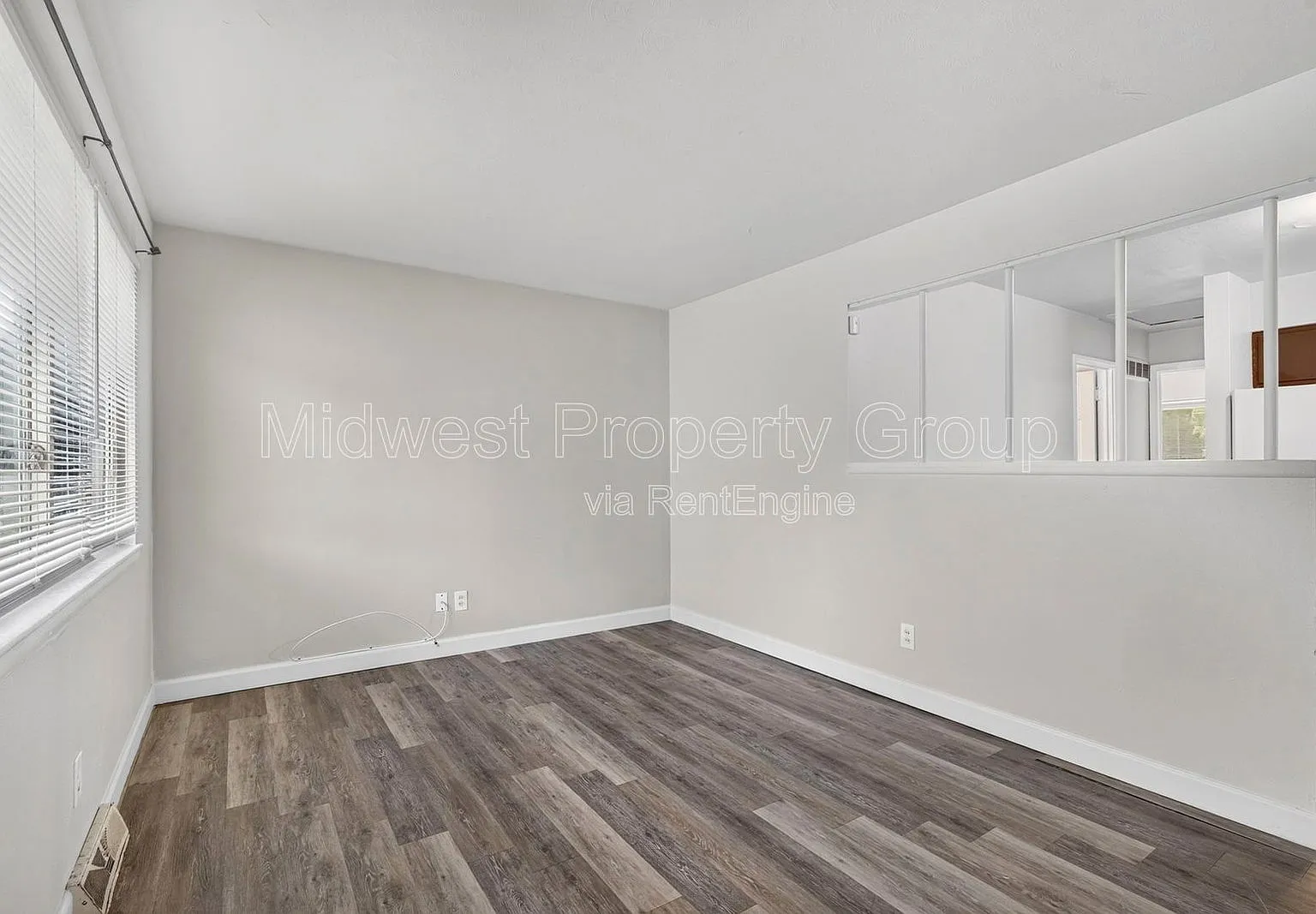 2 bed, 1.0 bath, 684 sqft, $1,025 — Photo 2