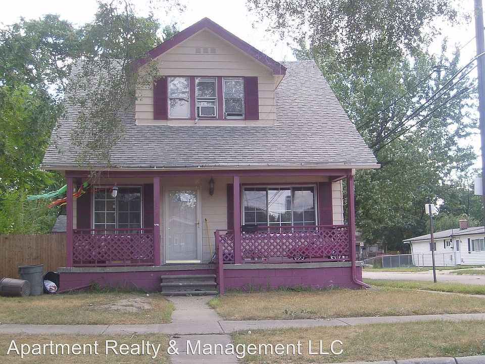 1st image of 1404 E Hayes Ave