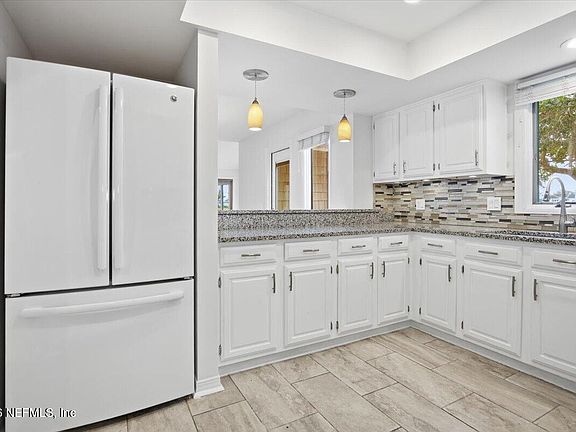 5th image of 7 Fishermans Cove Rd