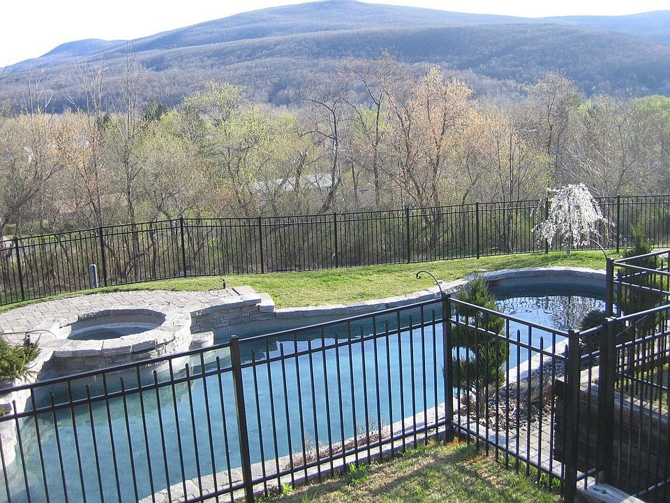 128 Stratton Rd, Williamstown, MA 01267 Zillow