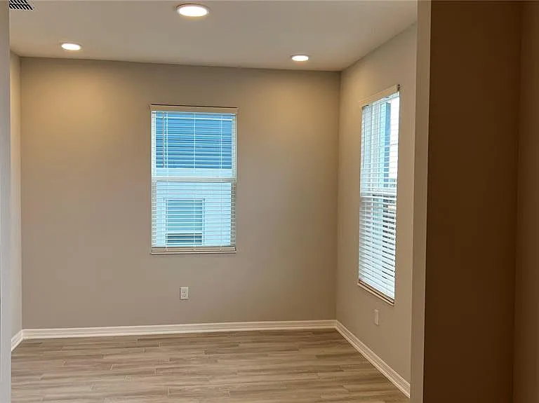 15769 Tollington Aly — Photo 5
