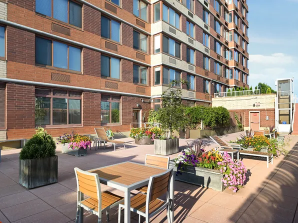 4-74 48th Avenue image 16 of 28