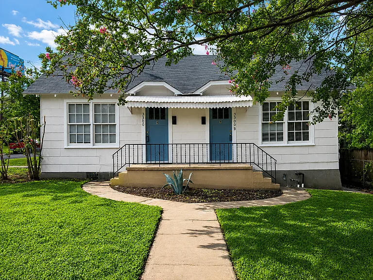 3300 Robinson Ave — Photo 1
