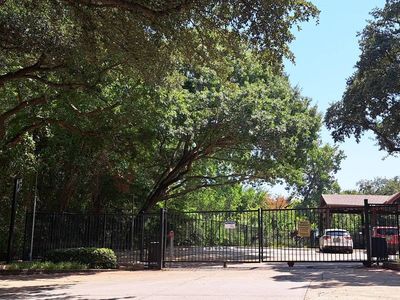 5616 Preston Oaks Rd APT 402, Dallas, TX, 75254