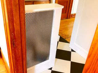 97 N Union St APT 4, Burlington, VT 05401