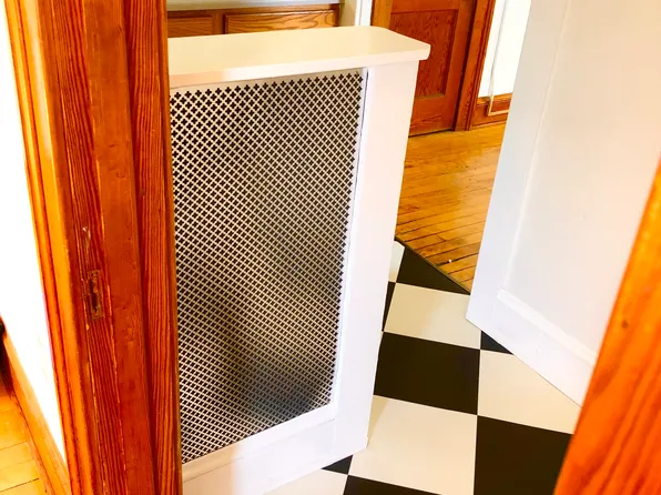 97 N Union St APT 4, Burlington, VT 05401