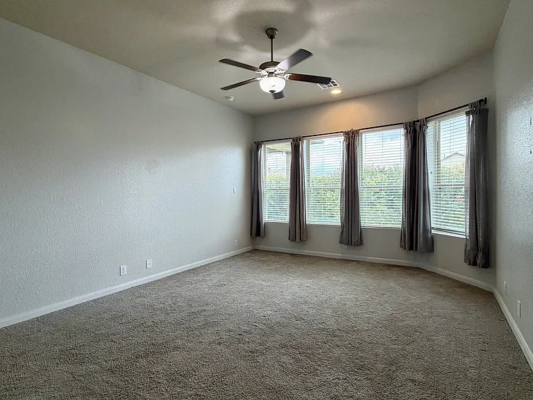 646 Ridge Lawn Dr — Photo 47