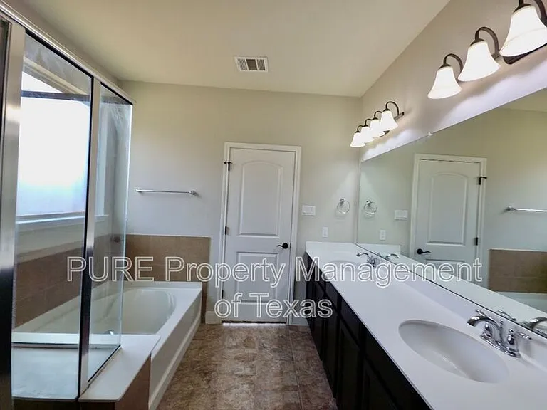 205 Methodius Dr — Photo 17