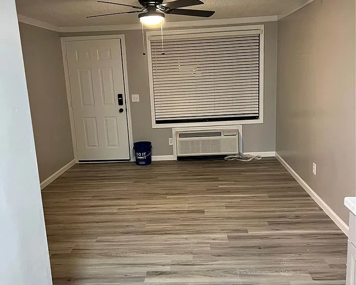 1922 Thyme Ave #1922 — Photo 2