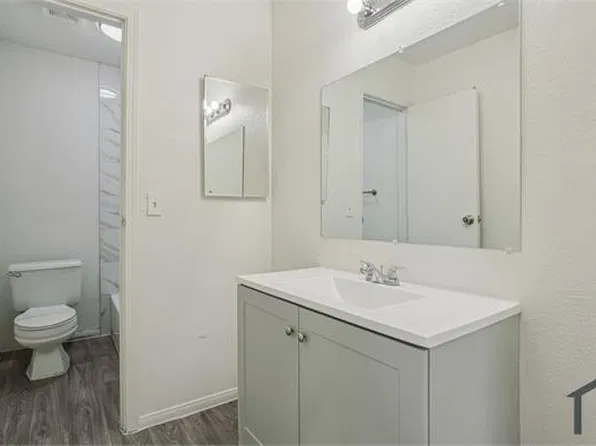 5078 Kell Ln APT 111, Las Vegas, NV 89115