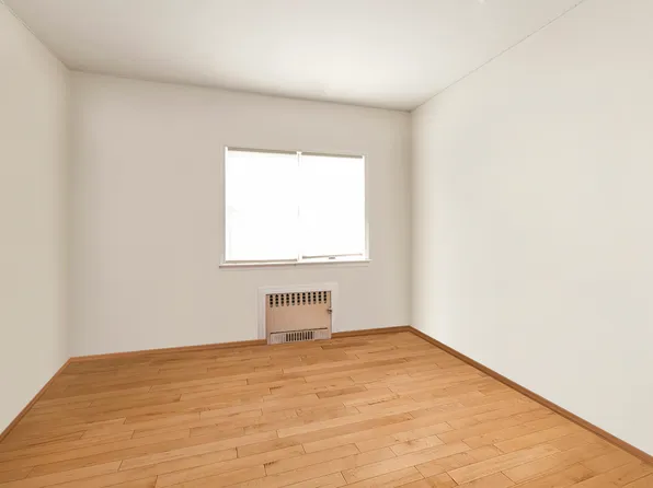 164-12 76th Avenue image 19 of 24