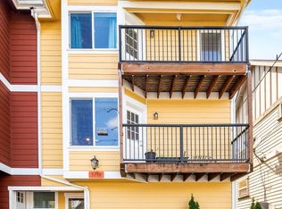 5796 Roosevelt Way NE, SEATTLE, WA