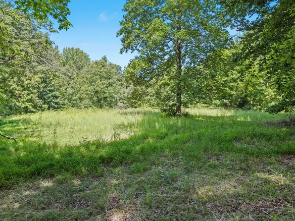 1320 Old Clarksville Pike, Pleasant View, TN 37146