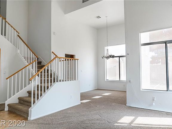 4th image of 1601 Singing Bird Ln