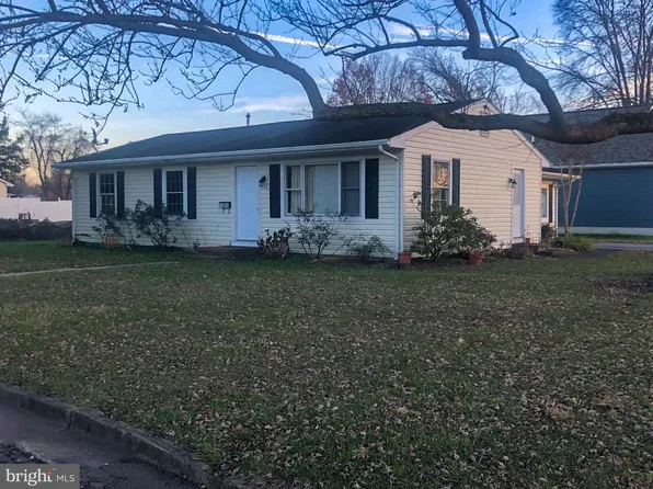 222 W Dover St, Easton, MD 21601