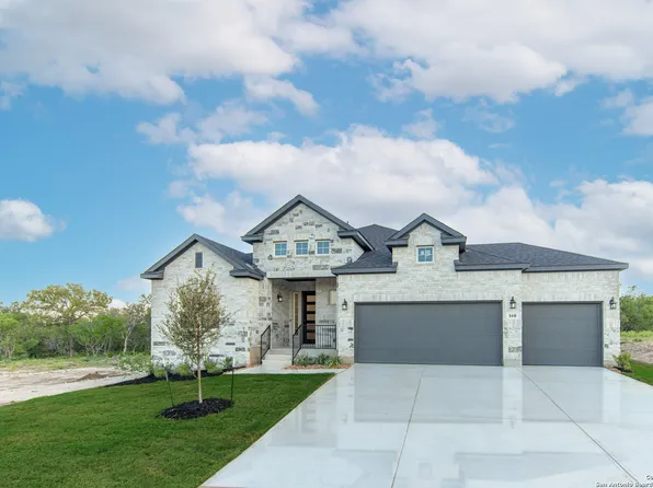 160 Kari Drive, Castroville, TX 78009