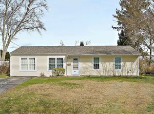 23 Manwaring Rd, Norwich, CT 06360