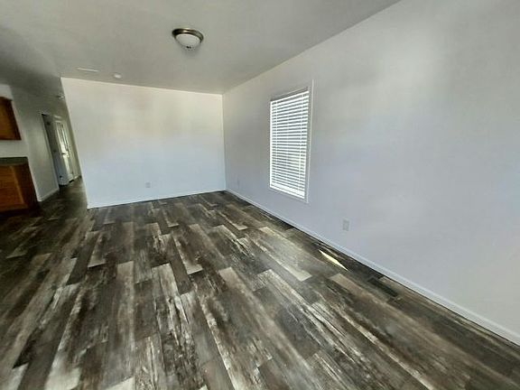 2nd image of 1624 Palm St Unit 212