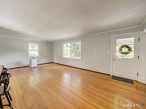 3rd image of 194 Ivan Hill Street