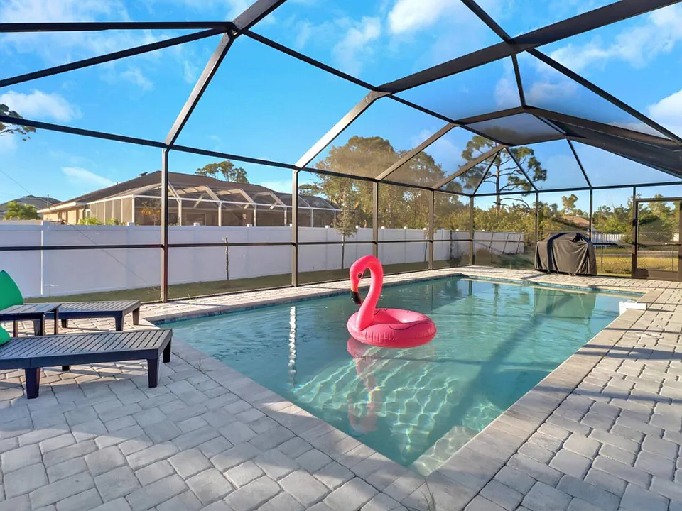 1120 NW 21st Pl
